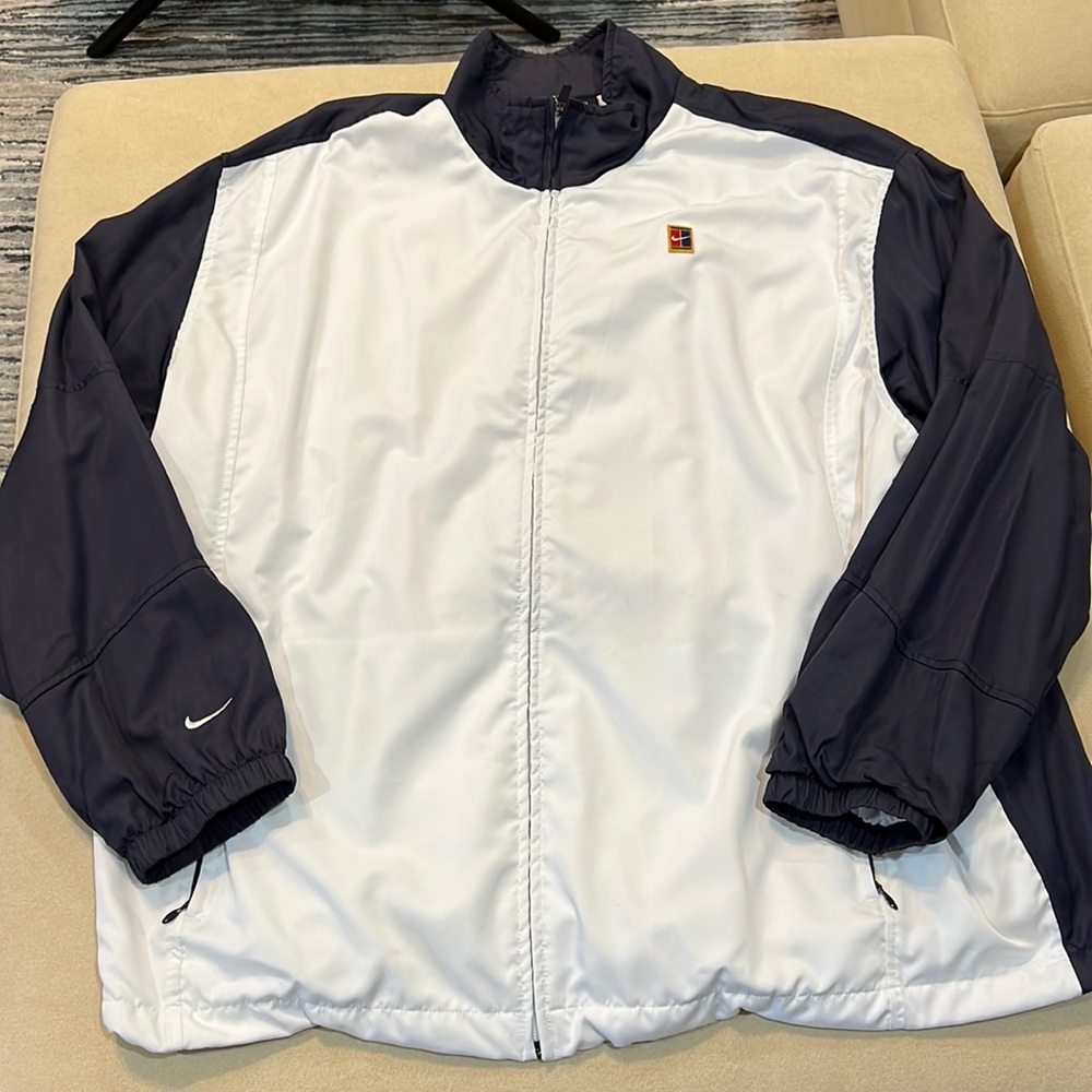 VINTAGE NIKE 90’s TENNIS JACKET